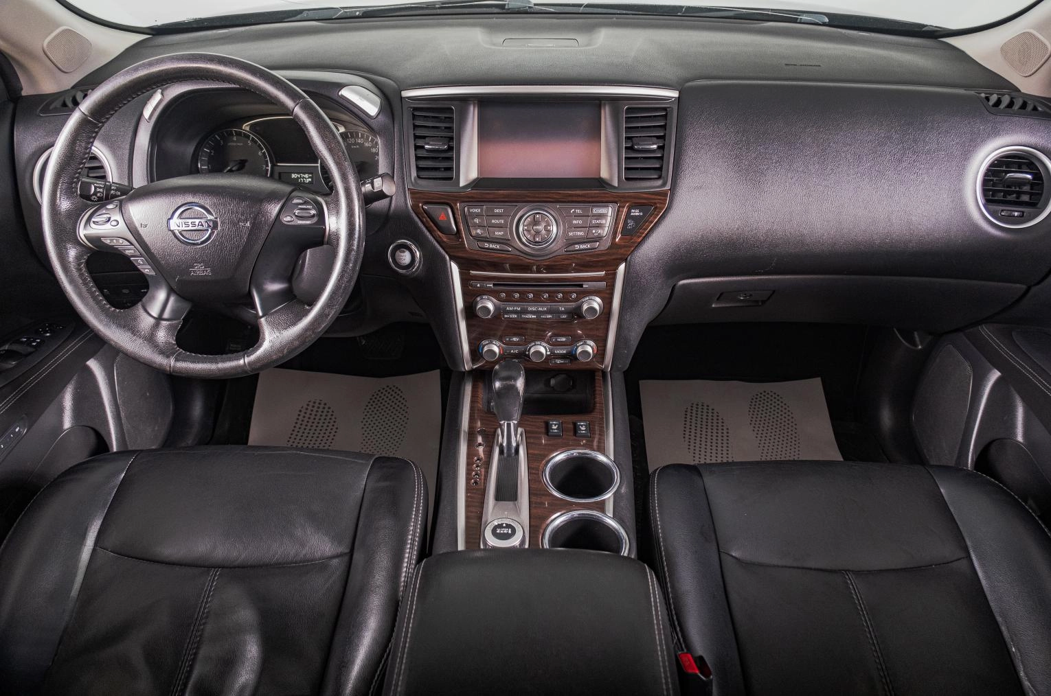 Nissan Pathfinder 10 из 19