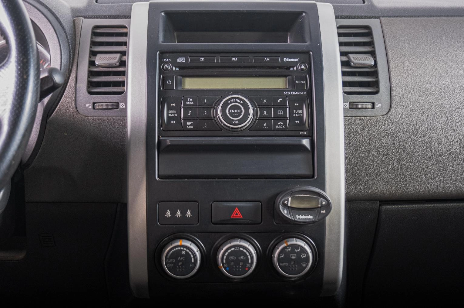 Nissan X-Trail 14 из 17