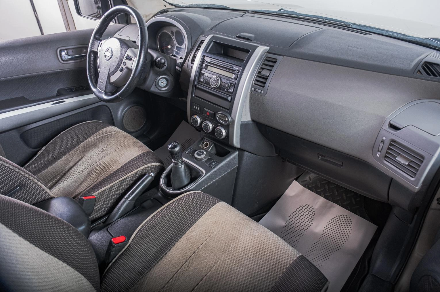 Nissan X-Trail 16 из 17