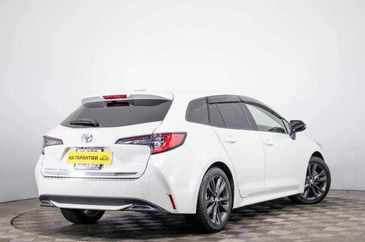 Toyota Corolla 4 из 6
