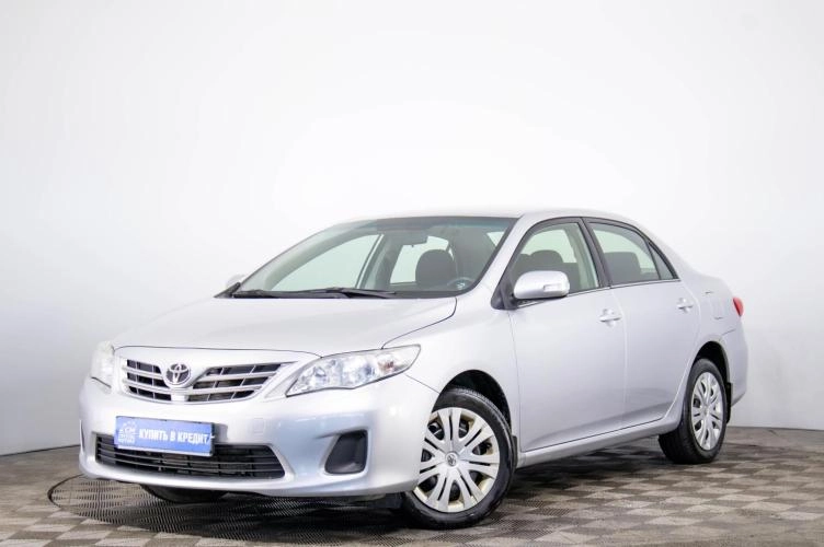 Toyota Corolla 3 из 6