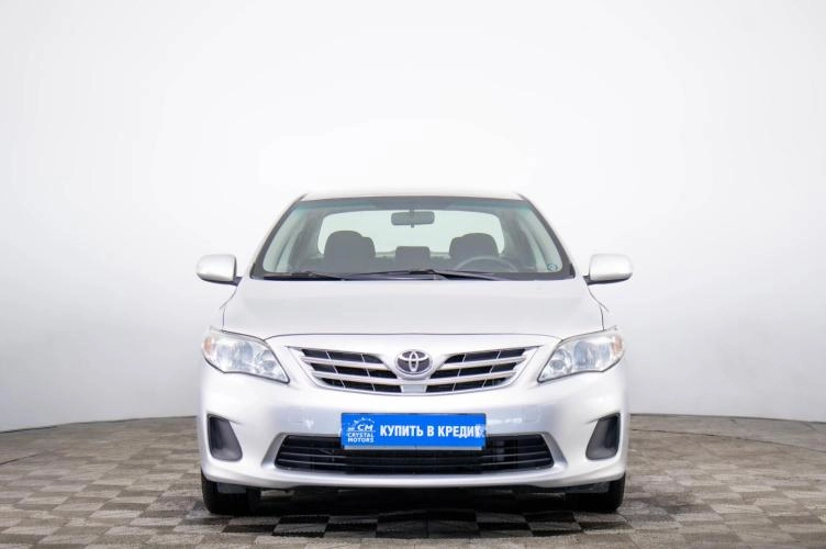 Toyota Corolla 2 из 6