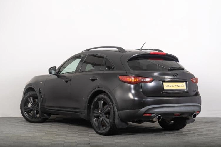 Infiniti FX37 5 из 6