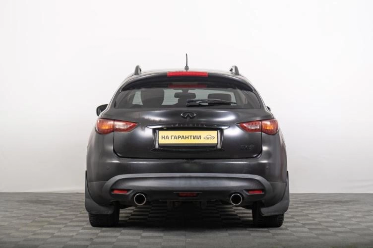 Infiniti FX37 4 из 6