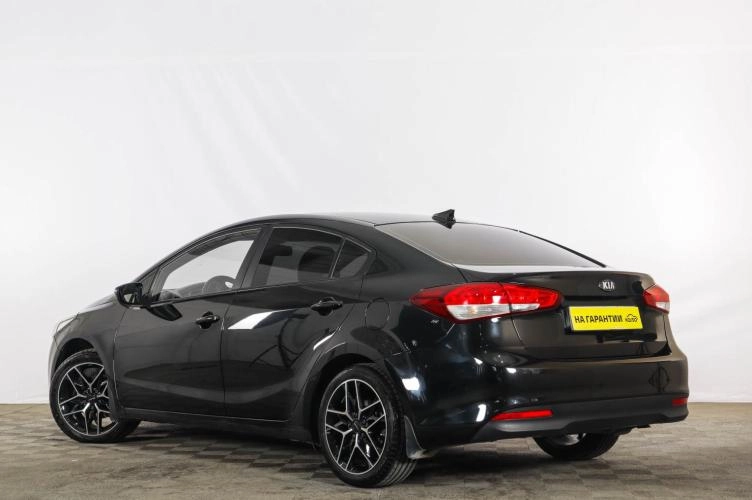 KIA Cerato 4 из 6