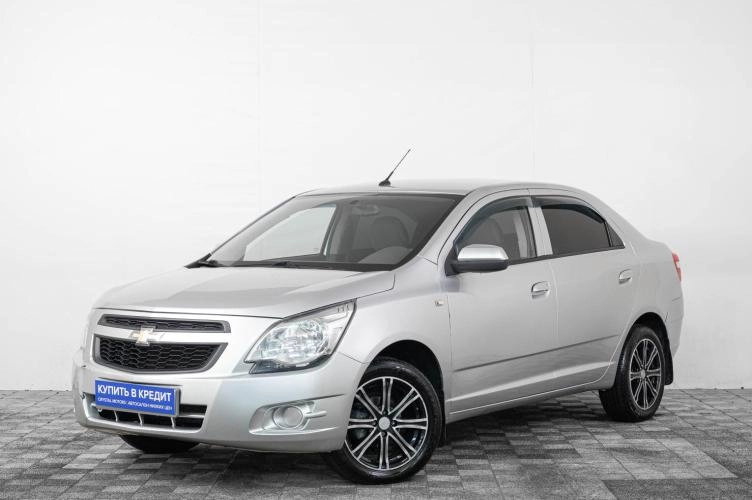Chevrolet Cobalt 3 из 6