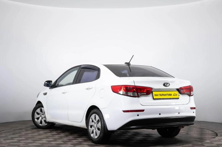 KIA Rio 6 из 6