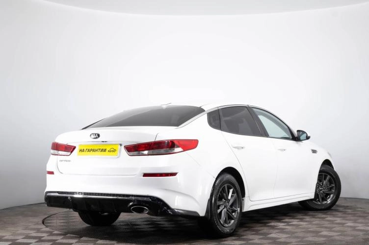 KIA Optima 4 из 6