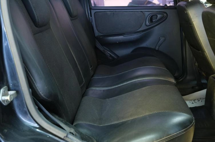 Chevrolet Niva 18 из 19