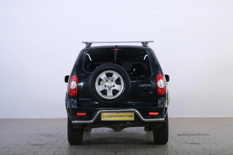 Chevrolet Niva 5 из 6