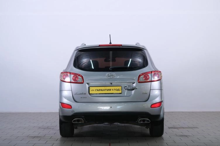 Hyundai Santa Fe 5 из 6