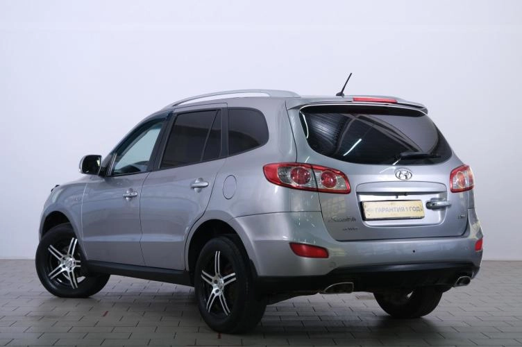 Hyundai Santa Fe 4 из 6
