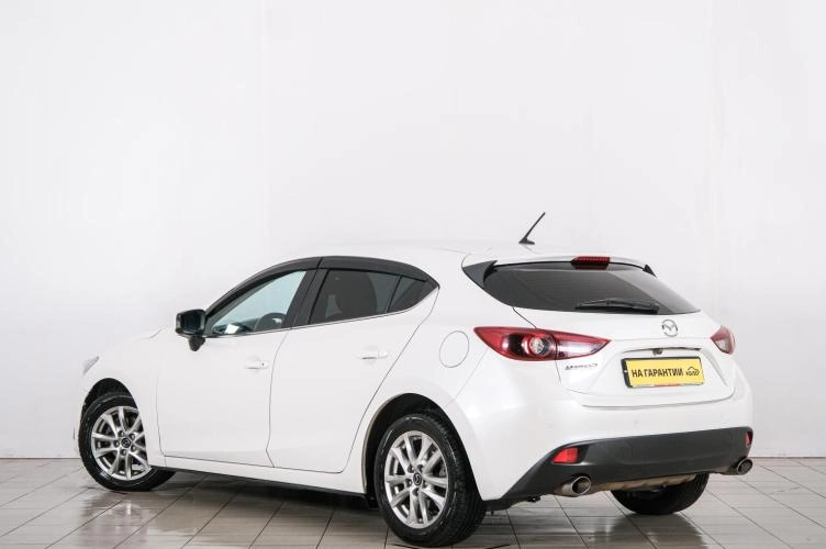 Mazda 3 4 из 6