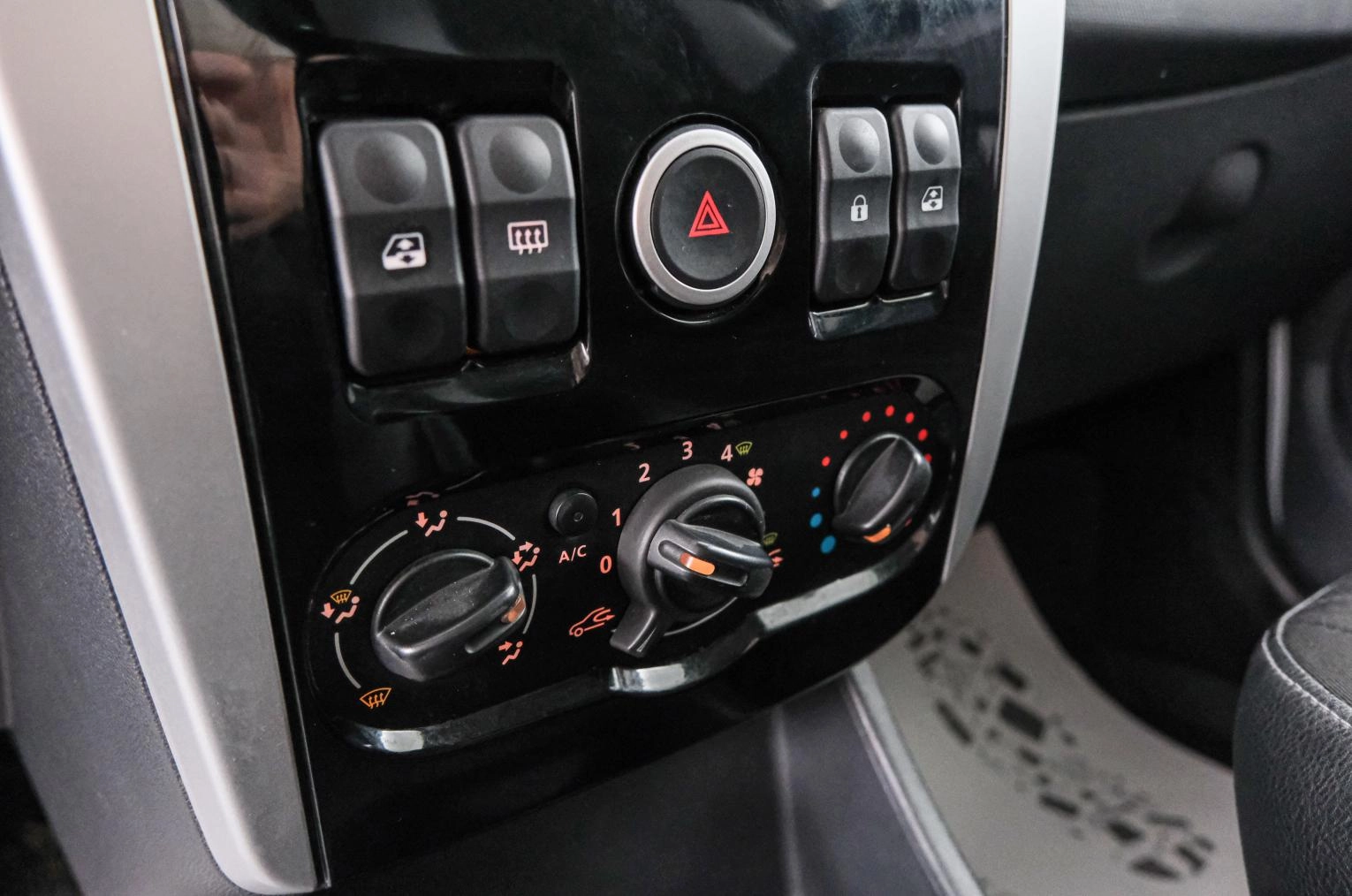 ВАЗ (LADA) Largus Cross 16 из 23
