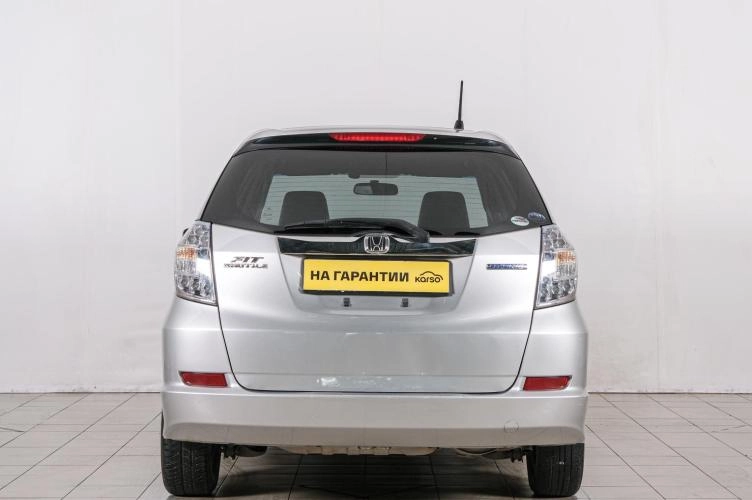 Honda Fit Shuttle 5 из 6