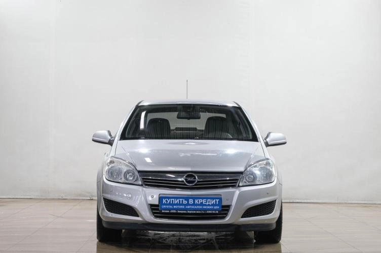 Opel Astra 2 из 6