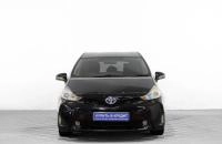 Toyota Prius Alpha 2 из 23