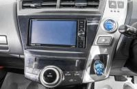 Toyota Prius Alpha 18 из 23