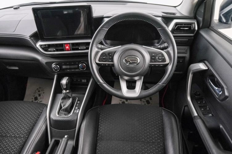Daihatsu Rocky 14 из 22