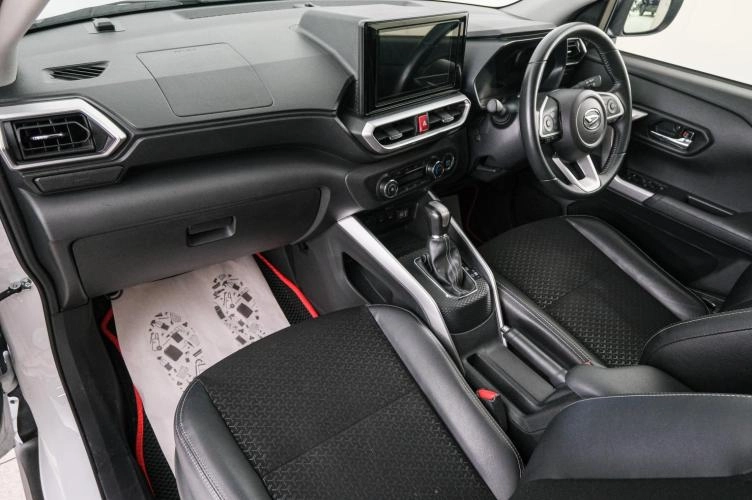 Daihatsu Rocky 12 из 22
