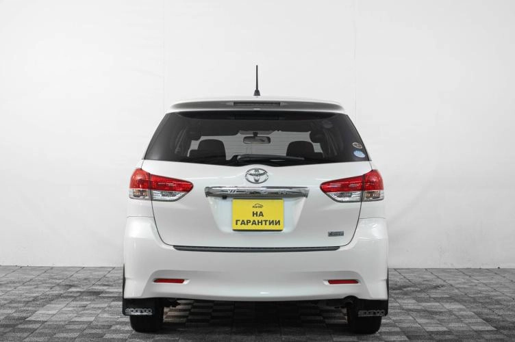 Toyota Wish 5 из 6