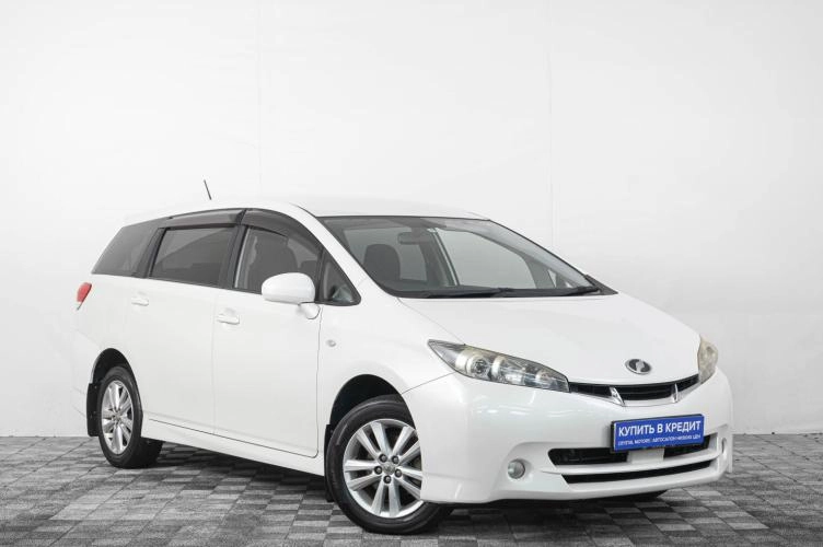 Toyota Wish 1 из 6