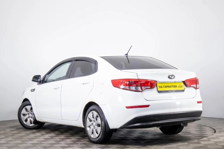 KIA Rio 6 из 6