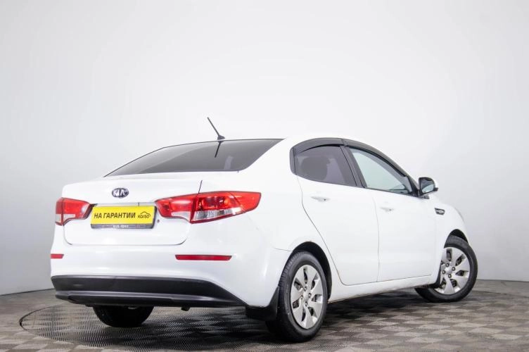 KIA Rio 4 из 6