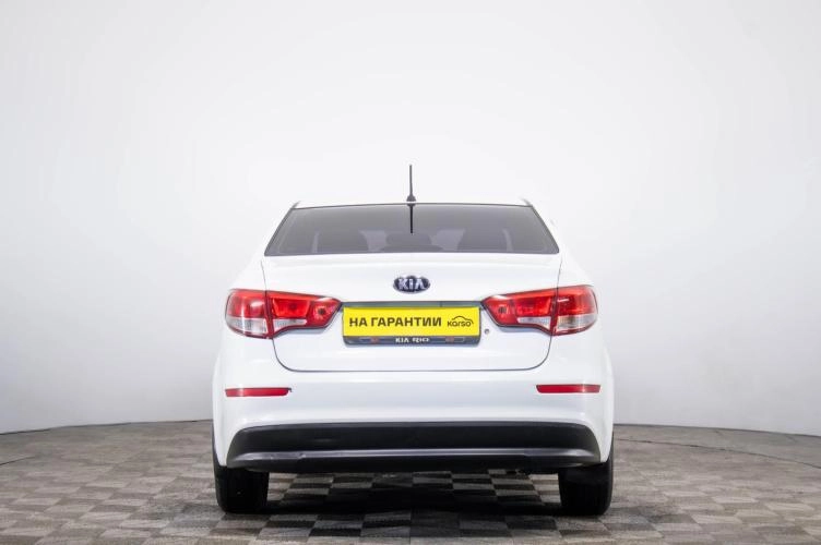 KIA Rio 5 из 6