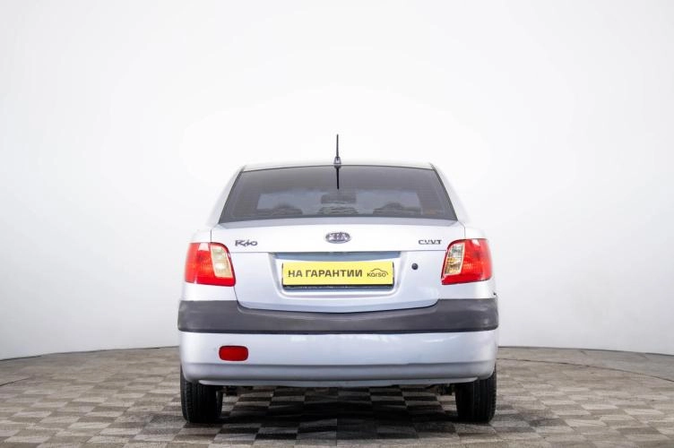 KIA Rio 5 из 6