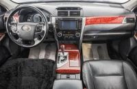 Toyota Camry 9 из 26