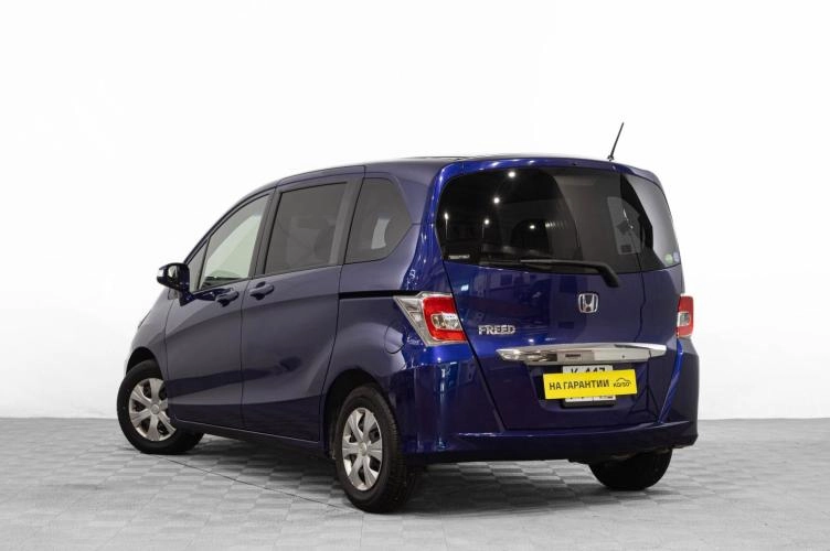 Honda Freed 6 из 6