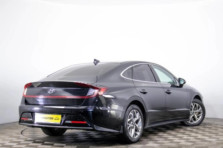 Hyundai Sonata 4 из 6