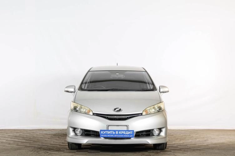 Toyota Wish 2 из 6