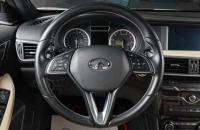 Infiniti Q30 13 из 22