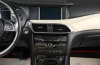 Infiniti Q30 16 из 22