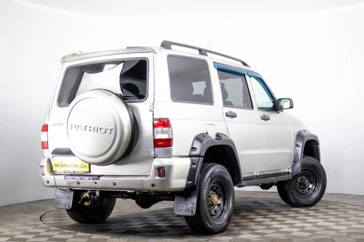 УАЗ Patriot 4 из 6