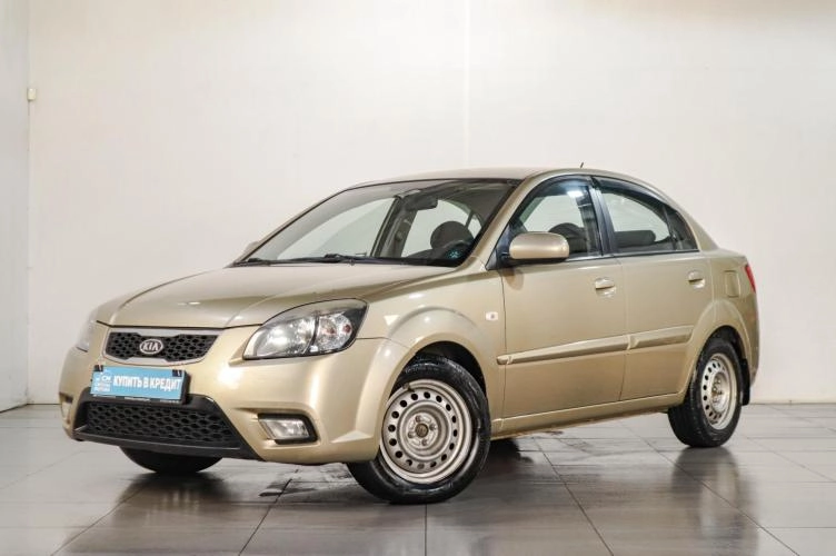 KIA Rio 3 из 6