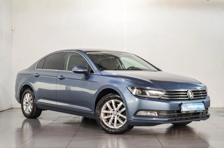 Volkswagen Passat 1 из 6