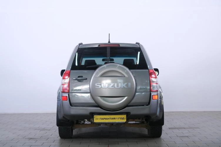 Suzuki Grand Vitara 5 из 6