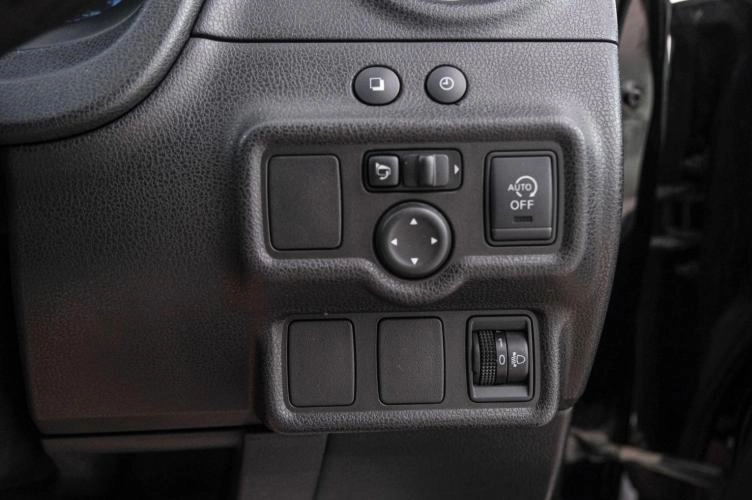 Nissan Note 17 из 21