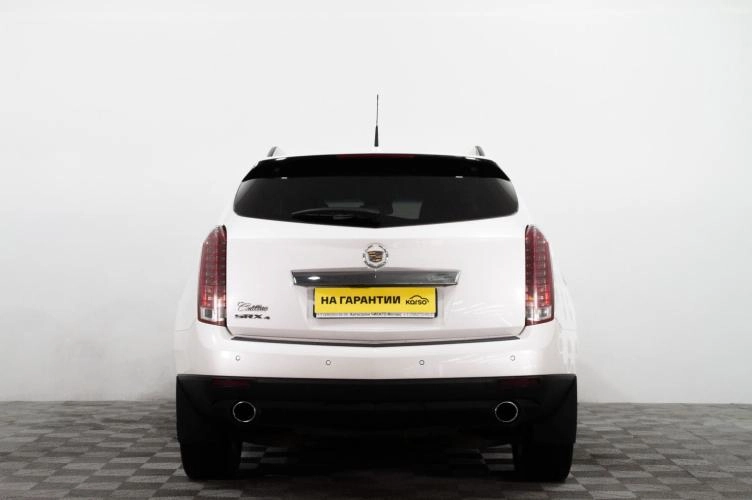 Cadillac SRX 5 из 6