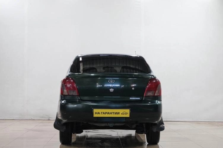 Toyota Platz 5 из 6