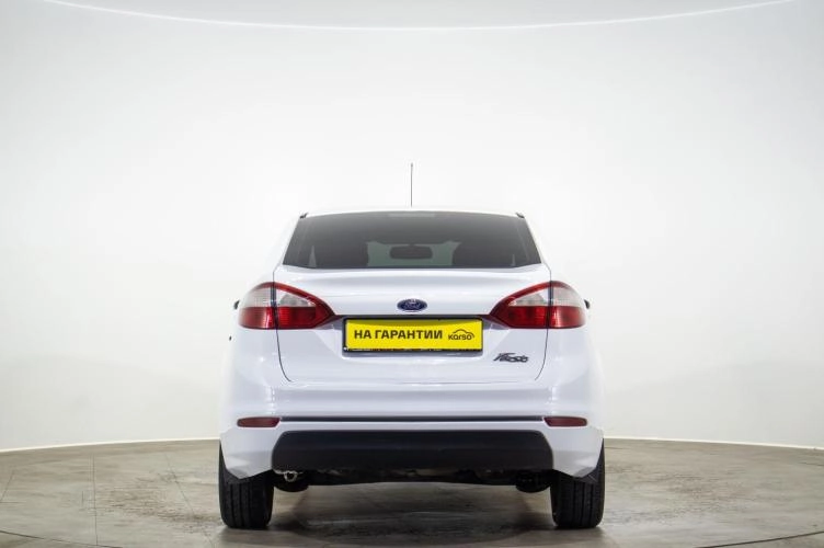 Ford Fiesta 5 из 6