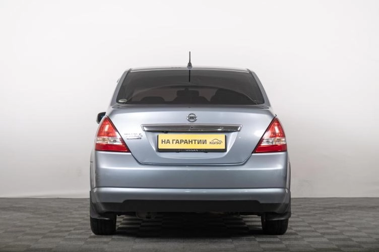 Nissan Tiida Latio 4 из 6