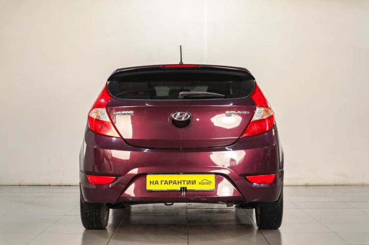Hyundai Solaris 5 из 6