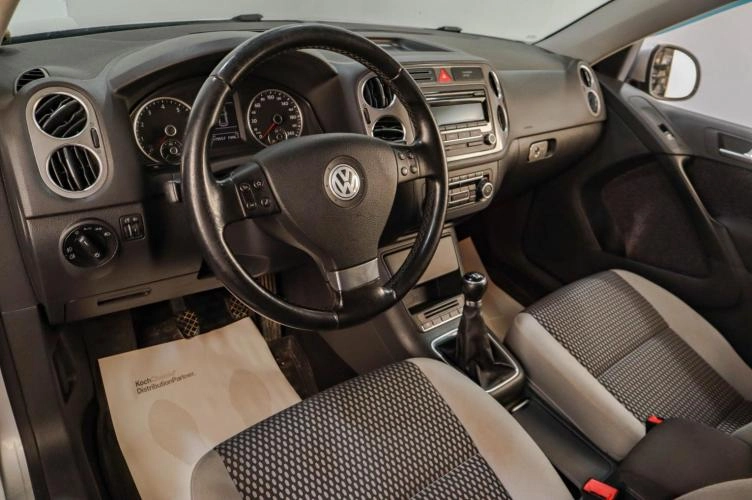 Volkswagen Tiguan 7 из 16