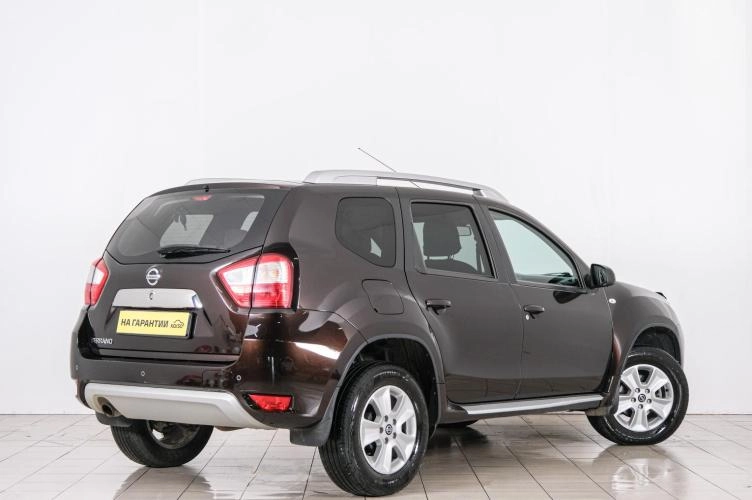 Nissan Terrano 6 из 6