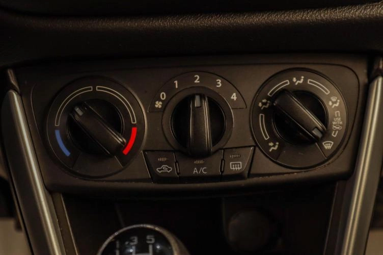 Suzuki SX4 15 из 19