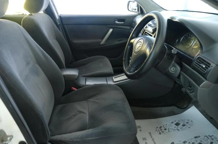 Toyota Premio 7 из 20